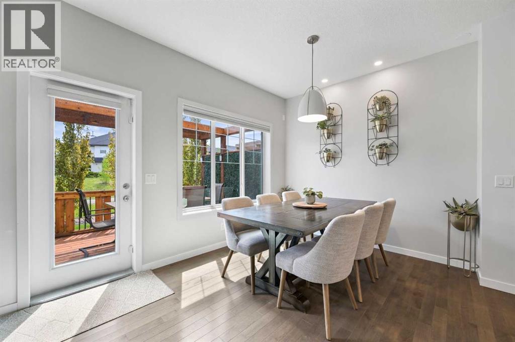 21 Cougar Ridge Close Sw, Calgary, Alberta  T3H 0V4 - Photo 11 - A2261331