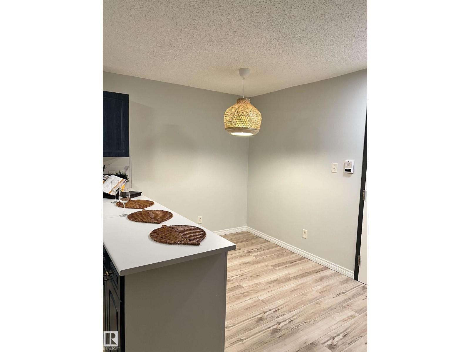 #102 11825 71 St Nw, Edmonton, Alberta  T5B 1W4 - Photo 3 - E4457297