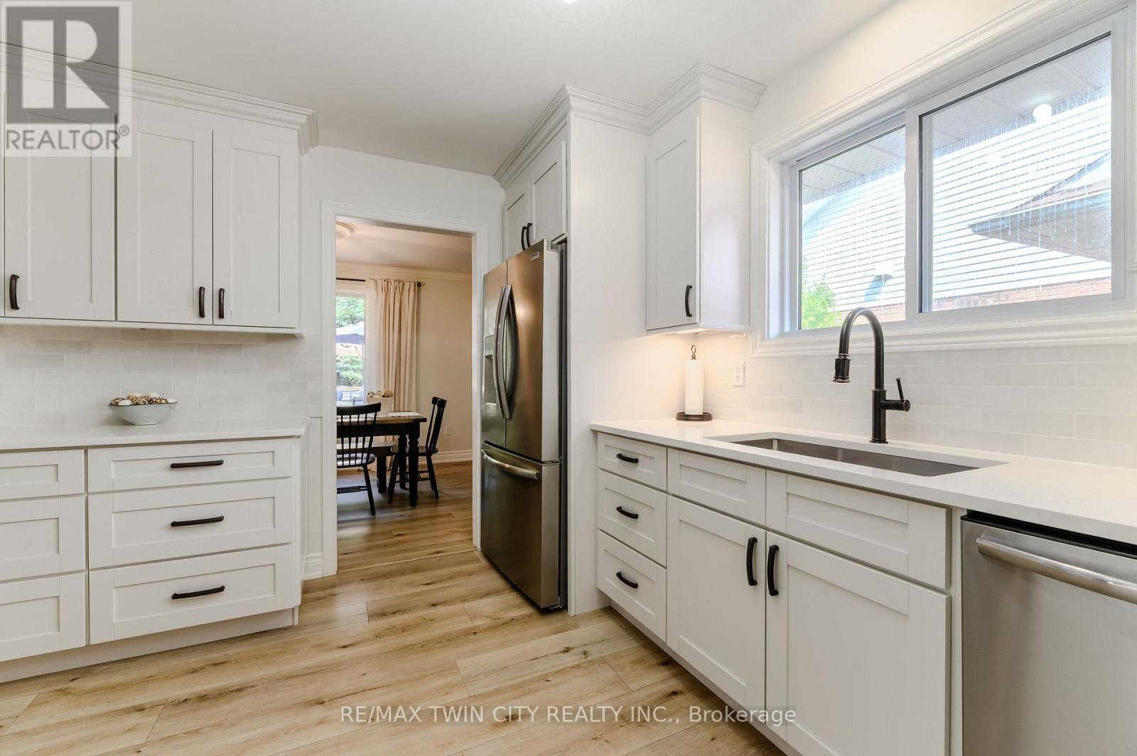 5 Newport Lane, Norfolk, Ontario  N0A 1N7 - Photo 10 - X12449532