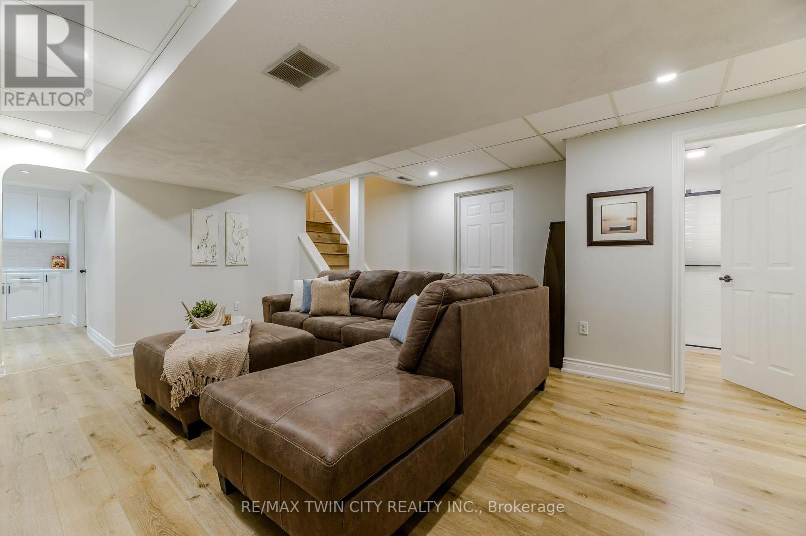 5 Newport Lane, Norfolk, Ontario  N0A 1N7 - Photo 22 - X12449532