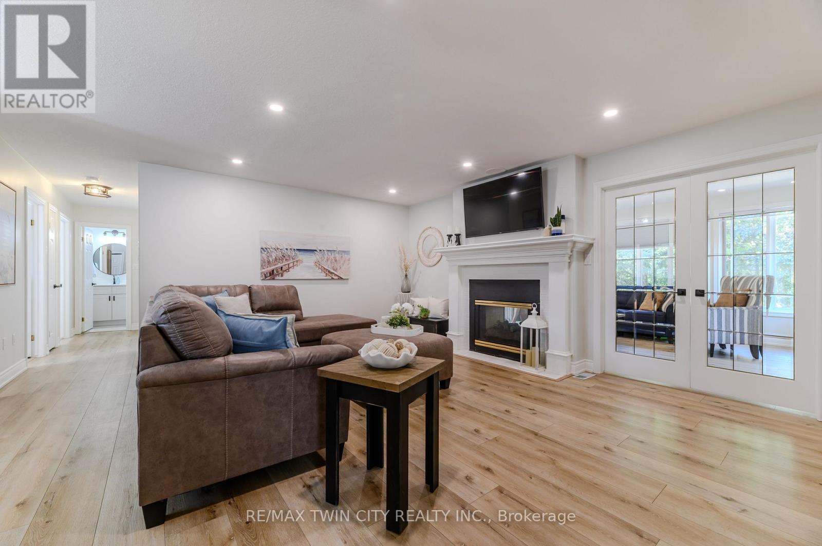 5 Newport Lane, Norfolk, Ontario  N0A 1N7 - Photo 5 - X12449532