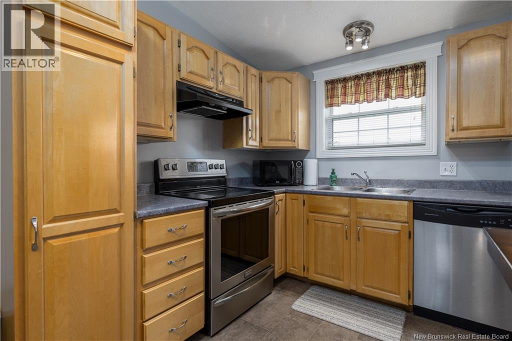 82 Taylor Street, Grand-Sault/grand Falls, New Brunswick  E3Y 1A6 - Photo 4 - NB127813