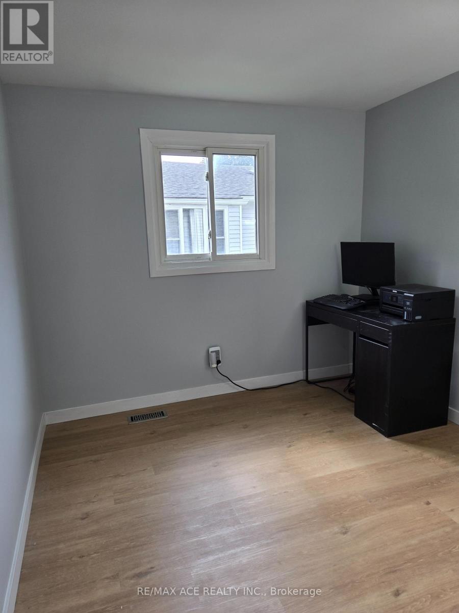 28 Bridlington Road, London South (South Y), Ontario  N6E 1X4 - Photo 16 - X12449543