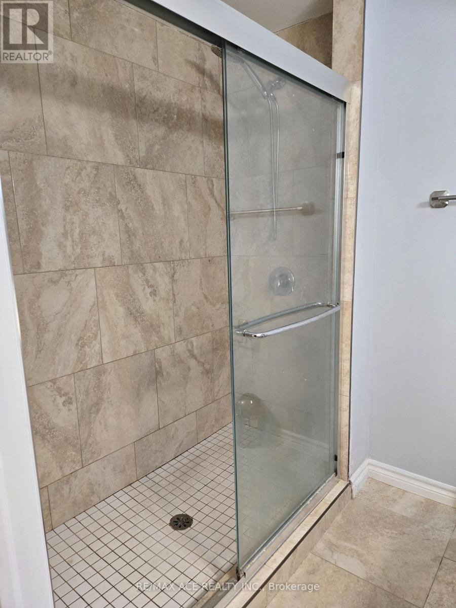 28 Bridlington Road, London South (South Y), Ontario  N6E 1X4 - Photo 37 - X12449543