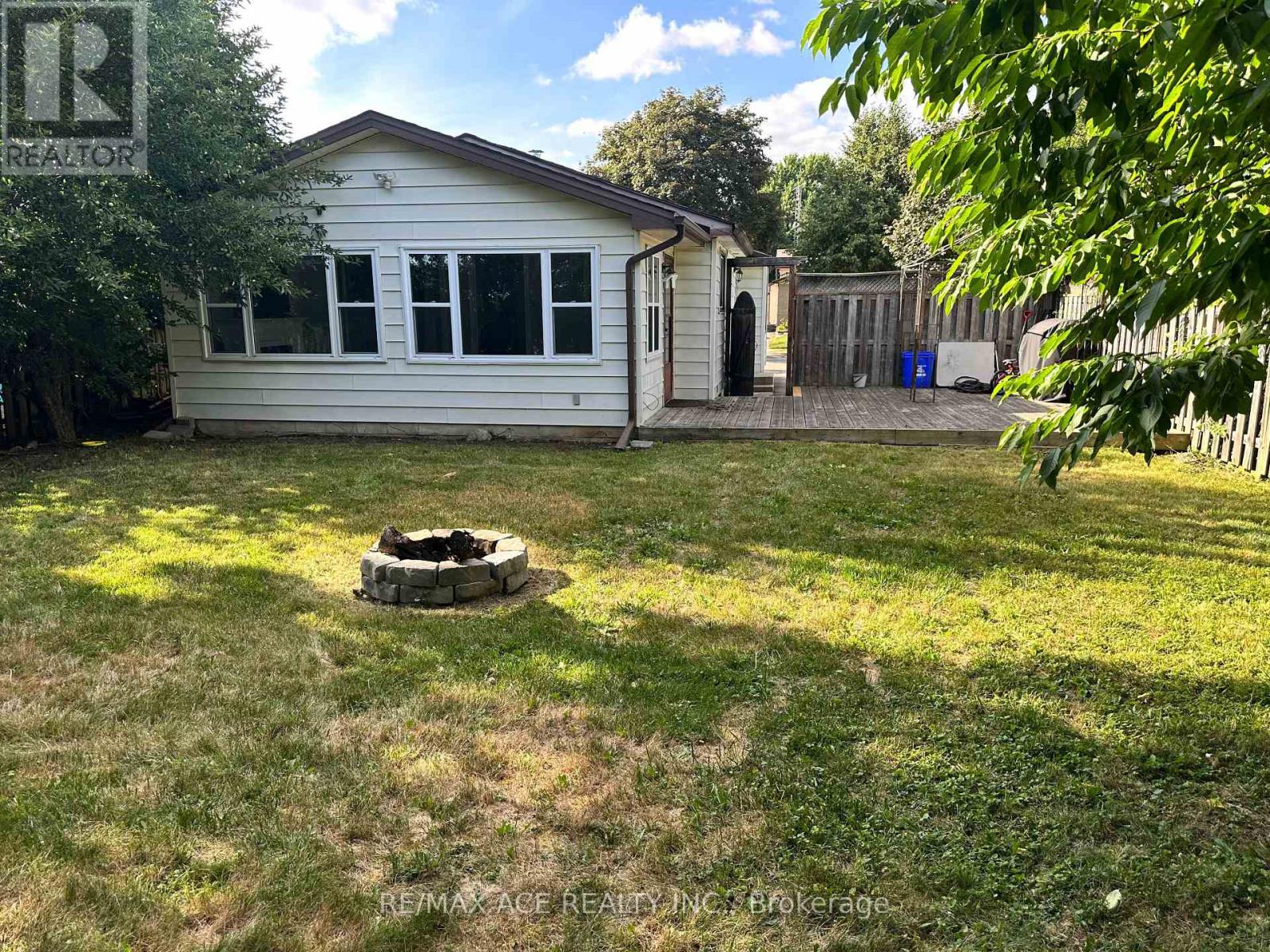 28 Bridlington Road, London South (South Y), Ontario  N6E 1X4 - Photo 48 - X12449543