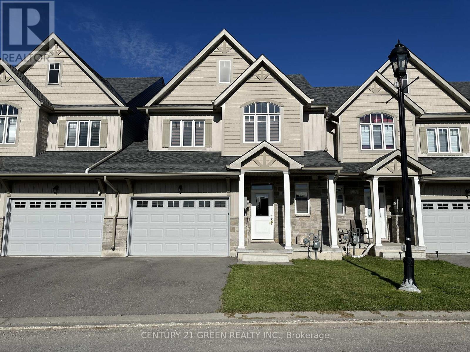 102 Jewel Street, Blue Mountains, Ontario  N0H 1J0 - Photo 1 - X12449549