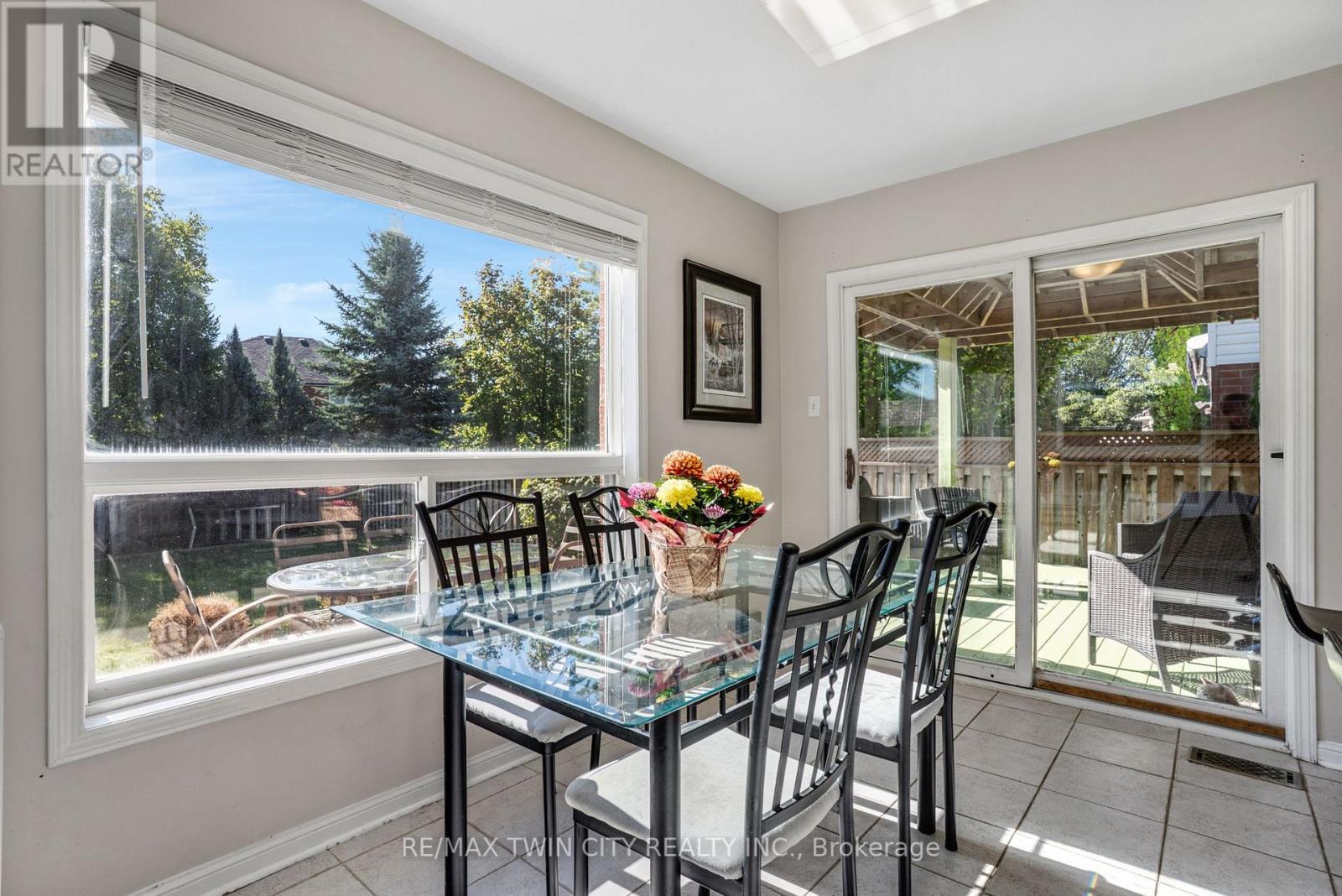 795 Saginaw Parkway, Cambridge, Ontario  N1T 1R3 - Photo 17 - X12449556