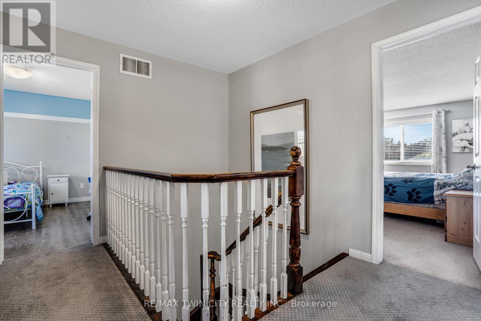 795 Saginaw Parkway, Cambridge, Ontario  N1T 1R3 - Photo 23 - X12449556