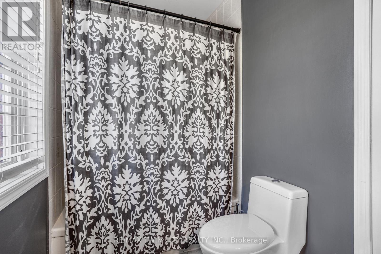 795 Saginaw Parkway, Cambridge, Ontario  N1T 1R3 - Photo 33 - X12449556