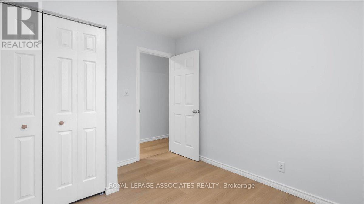 27 Janlyn Crescent, Belleville (Belleville Ward), Ontario  K8N 1L1 - Photo 19 - X12449565