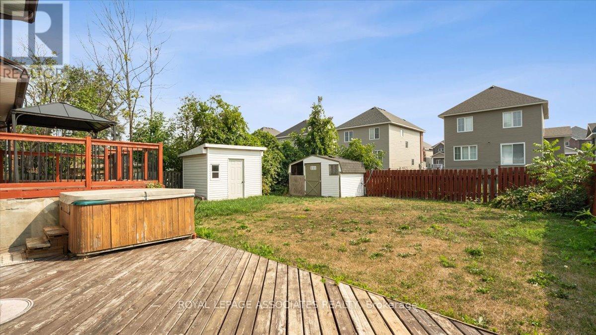 27 Janlyn Crescent, Belleville (Belleville Ward), Ontario  K8N 1L1 - Photo 25 - X12449565