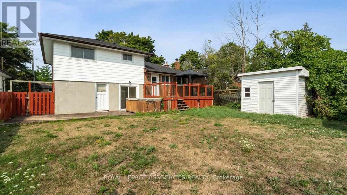 27 Janlyn Crescent, Belleville (Belleville Ward), Ontario  K8N 1L1 - Photo 26 - X12449565