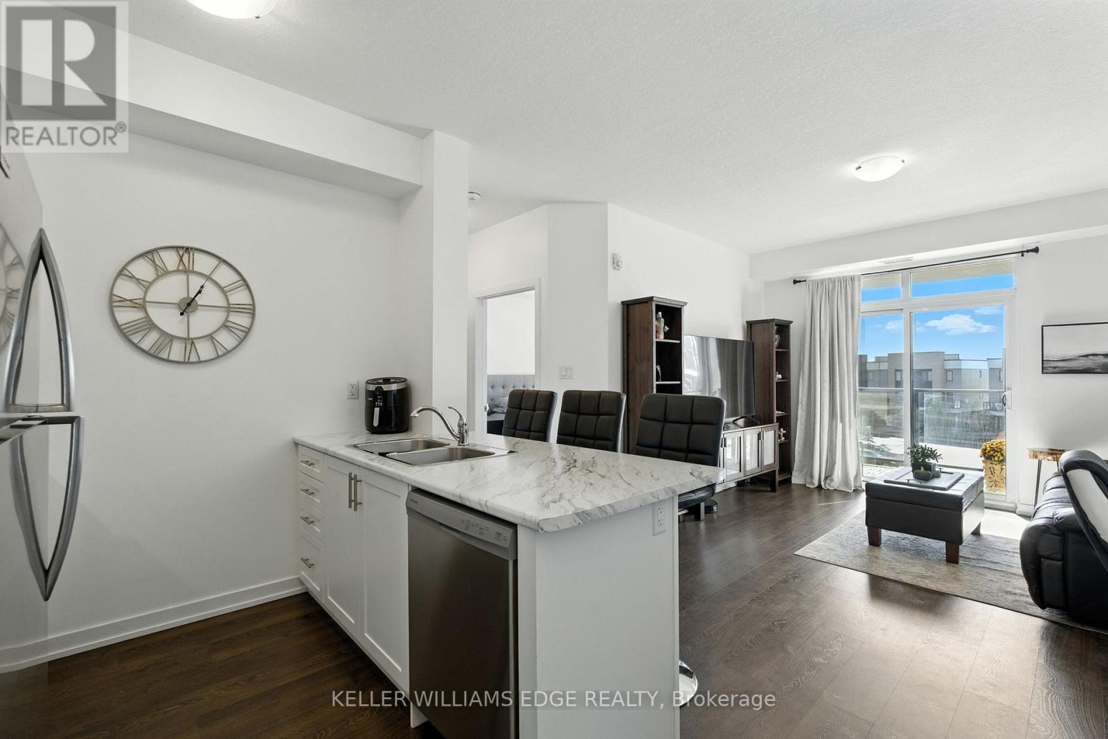 338 - 125 Shoreview Place, Hamilton (Lakeshore), Ontario  L8E 6G4 - Photo 8 - X12449567