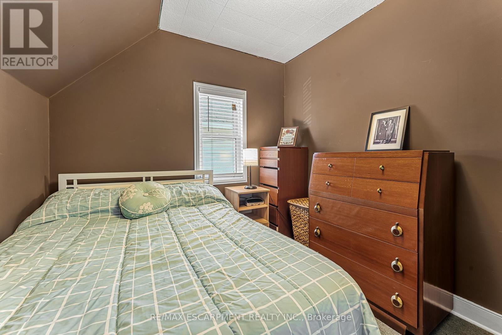 620 Cedar Street, Haldimand (Dunnville), Ontario  N1A 2J6 - Photo 34 - X12449582