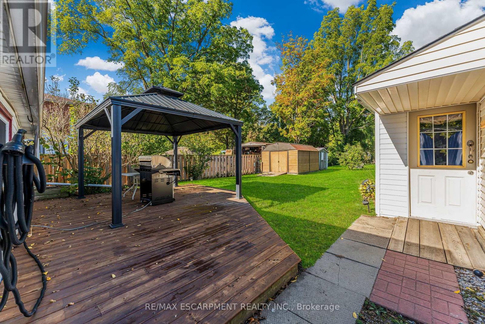 620 Cedar Street, Haldimand (Dunnville), Ontario  N1A 2J6 - Photo 35 - X12449582