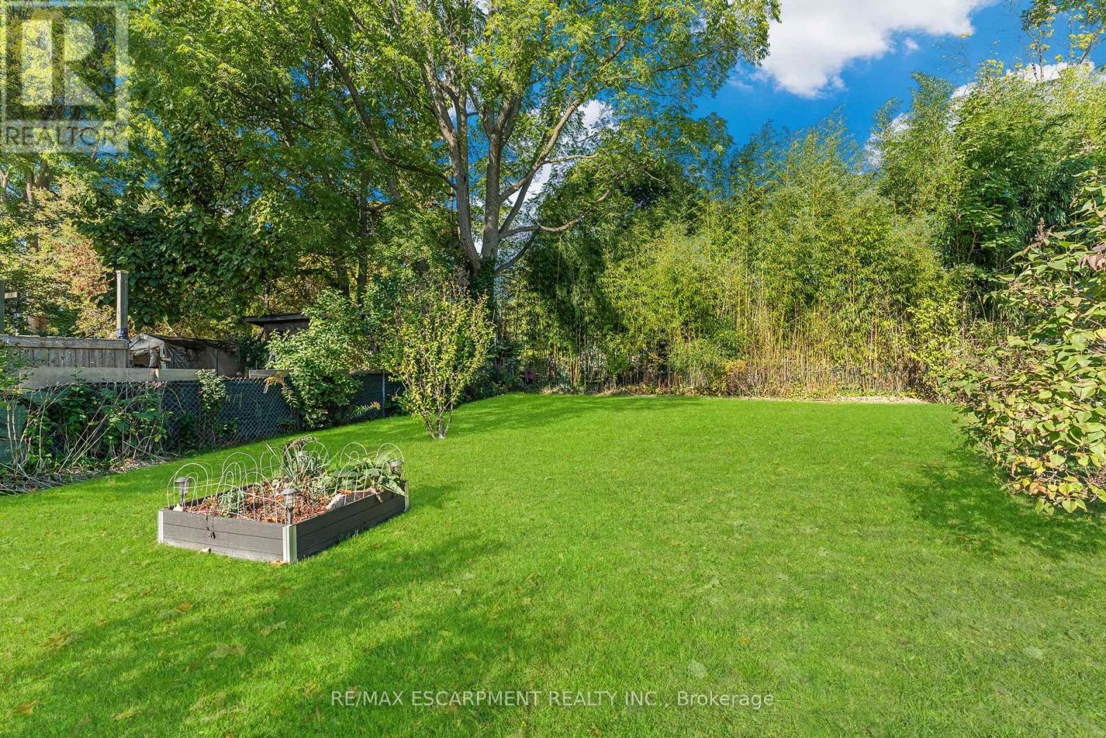 620 Cedar Street, Haldimand (Dunnville), Ontario  N1A 2J6 - Photo 41 - X12449582