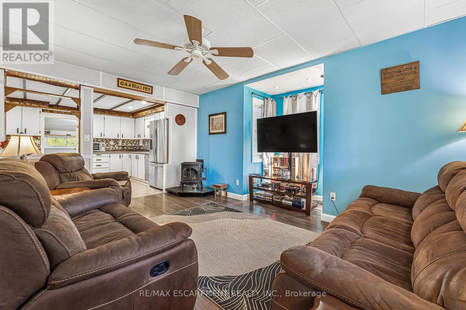 620 Cedar Street, Haldimand (Dunnville), Ontario  N1A 2J6 - Photo 6 - X12449582