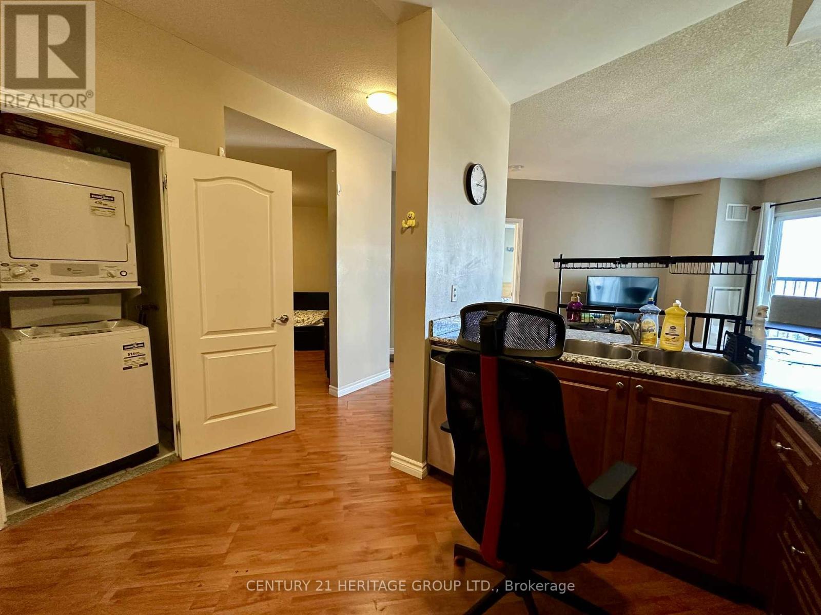 715 - 135 James Street S, Hamilton, Ontario  L8P 2Z6 - Photo 3 - X12449583