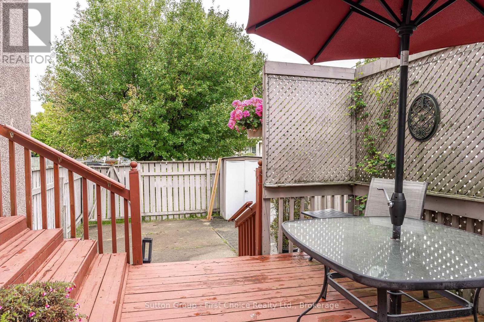141 Perth Street, Stratford, Ontario  N5A 3Y1 - Photo 44 - X12449719