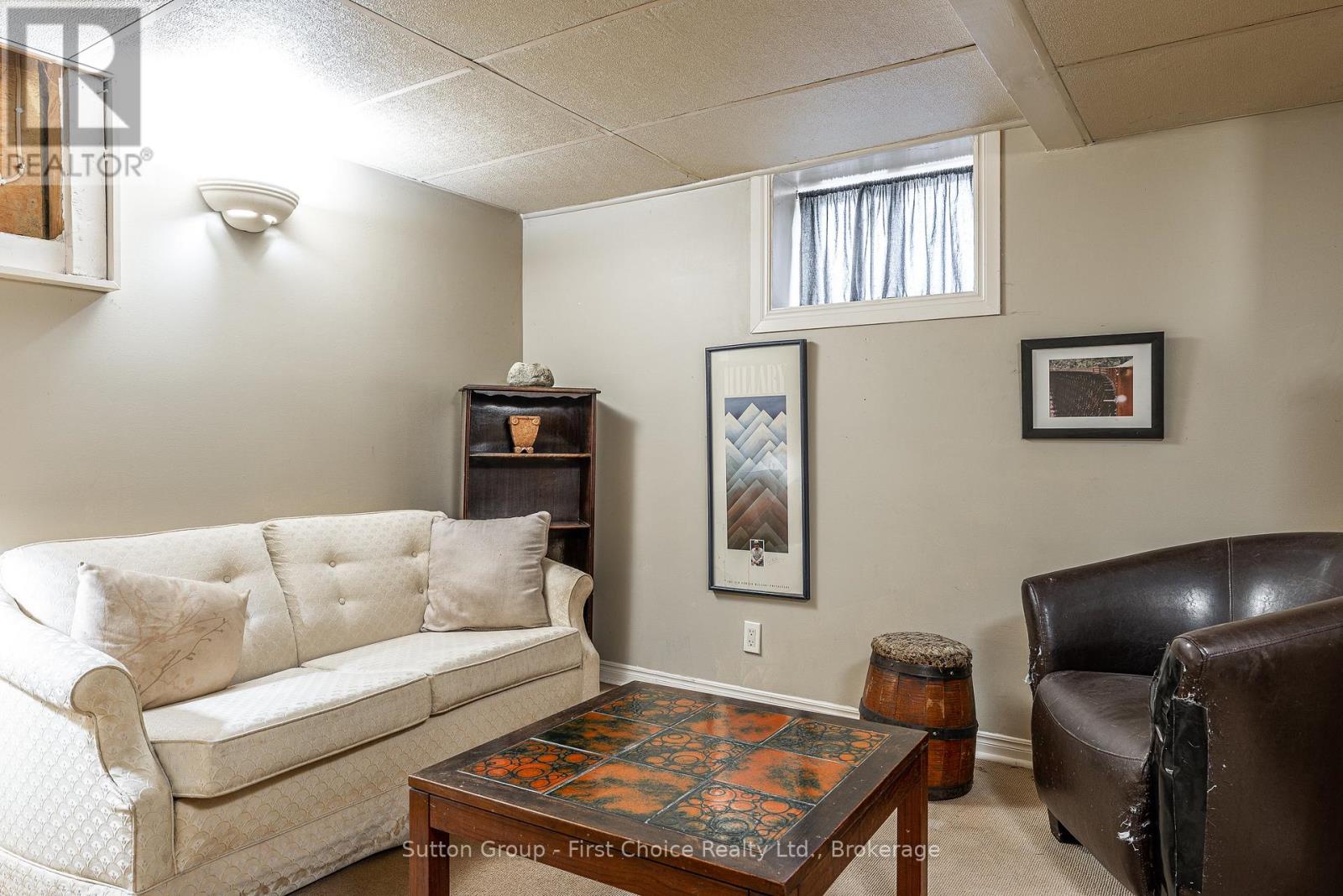 141 Perth Street, Stratford, Ontario  N5A 3Y1 - Photo 37 - X12449719