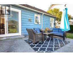 1006 Lyall St Saxe Point, Esquimalt, Ca