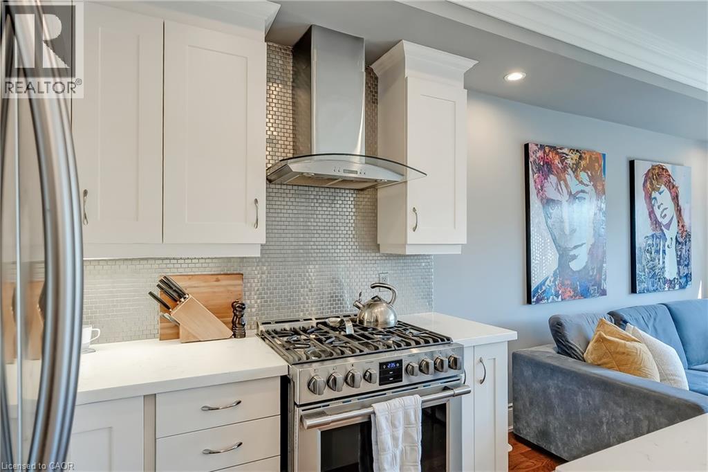 216 Rebecca Street, Oakville, Ontario  L6K 1J9 - Photo 10 - 40775806