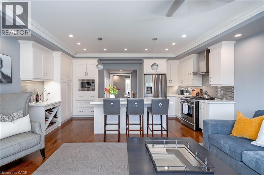 216 Rebecca Street, Oakville, Ontario  L6K 1J9 - Photo 11 - 40775806