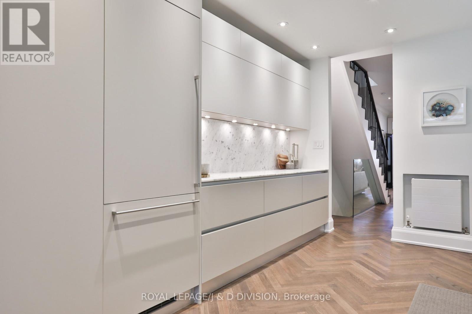 69 Sullivan Street, Toronto, Ontario  M5T 1C2 - Photo 17 - C12449603