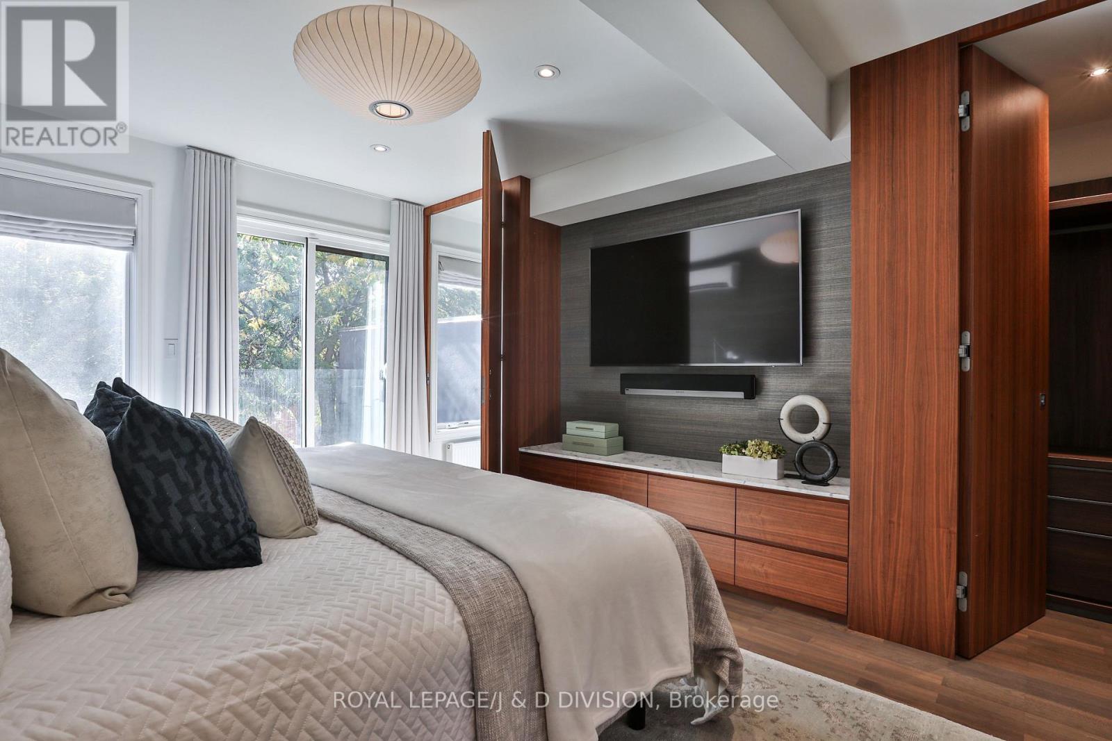69 Sullivan Street, Toronto, Ontario  M5T 1C2 - Photo 33 - C12449603