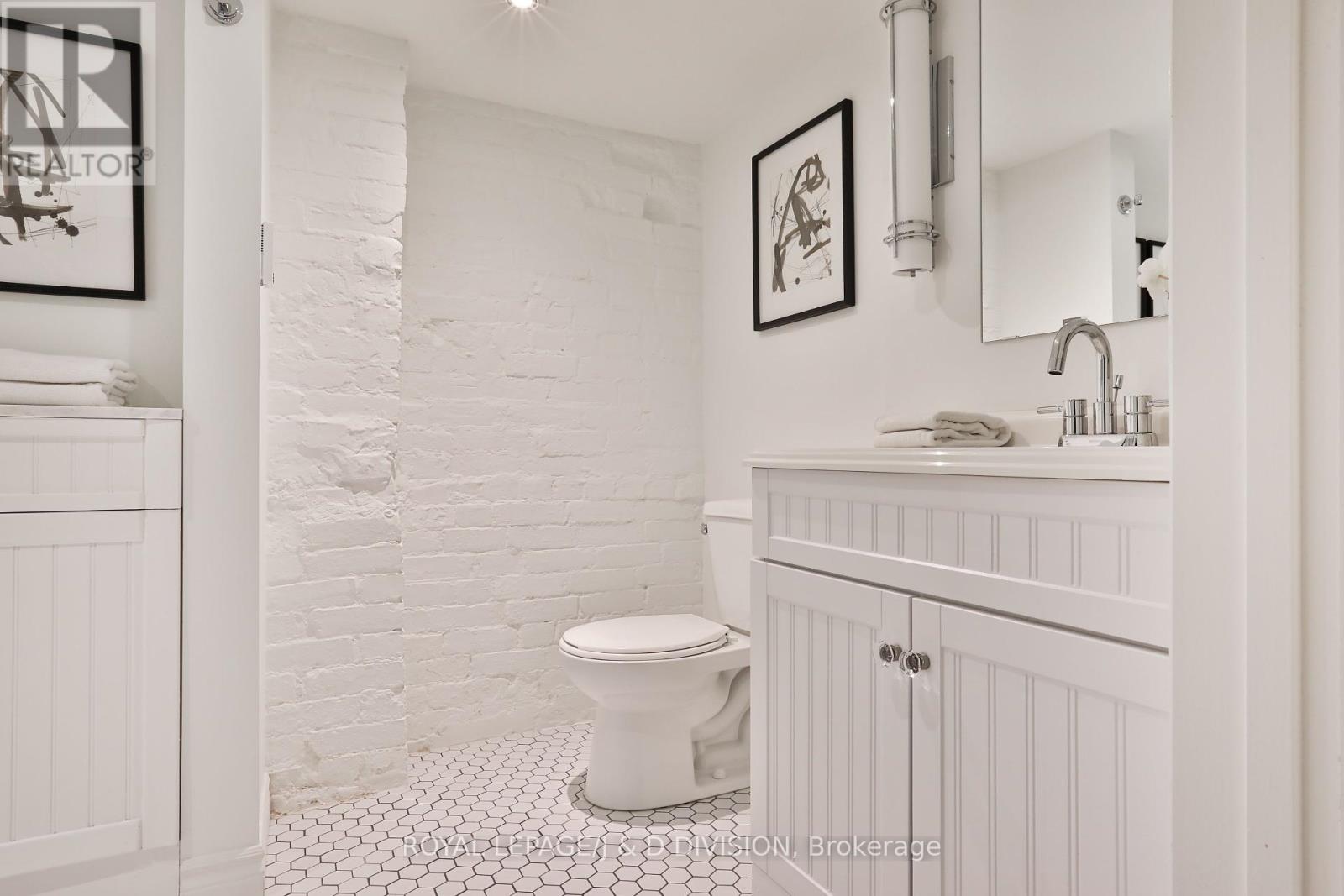 69 Sullivan Street, Toronto, Ontario  M5T 1C2 - Photo 38 - C12449603