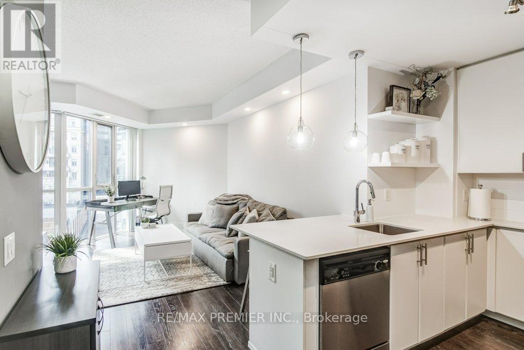 414 - 560 Front Street W, Toronto, Ontario  M5V 1C1 - Photo 5 - C12449638