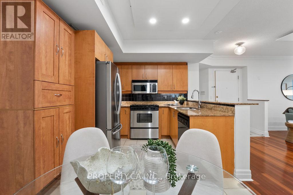 101 - 1801 Bayview Avenue, Toronto, Ontario  M4G 4K2 - Photo 12 - C12449667