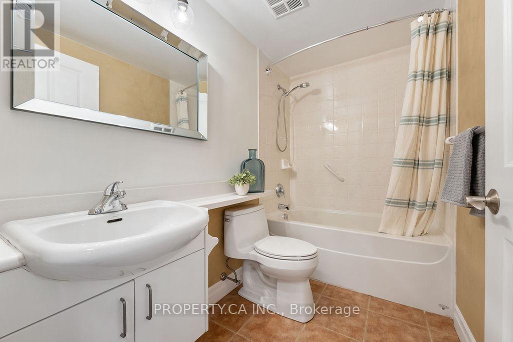 101 - 1801 Bayview Avenue, Toronto, Ontario  M4G 4K2 - Photo 25 - C12449667