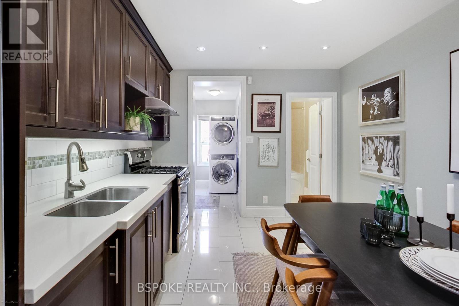 641 Ossington Avenue, Toronto, Ontario  M6G 3T6 - Photo 10 - C12449762