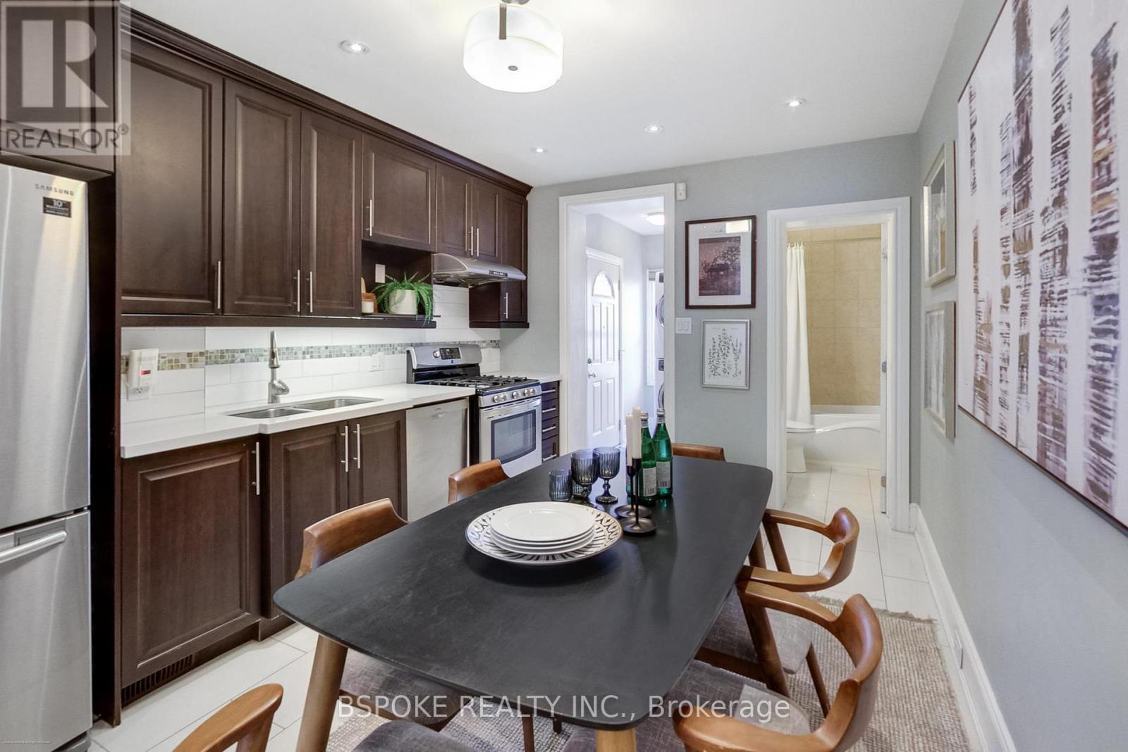 641 Ossington Avenue, Toronto, Ontario  M6G 3T6 - Photo 11 - C12449762