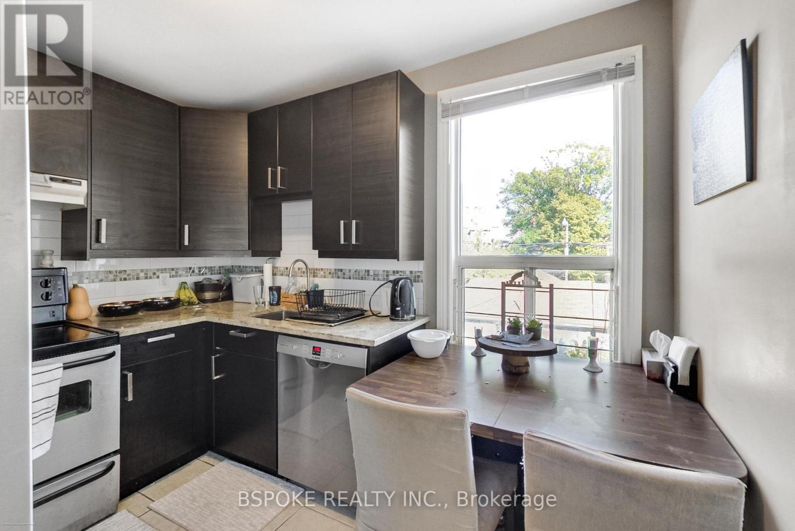 641 Ossington Avenue, Toronto, Ontario  M6G 3T6 - Photo 18 - C12449762