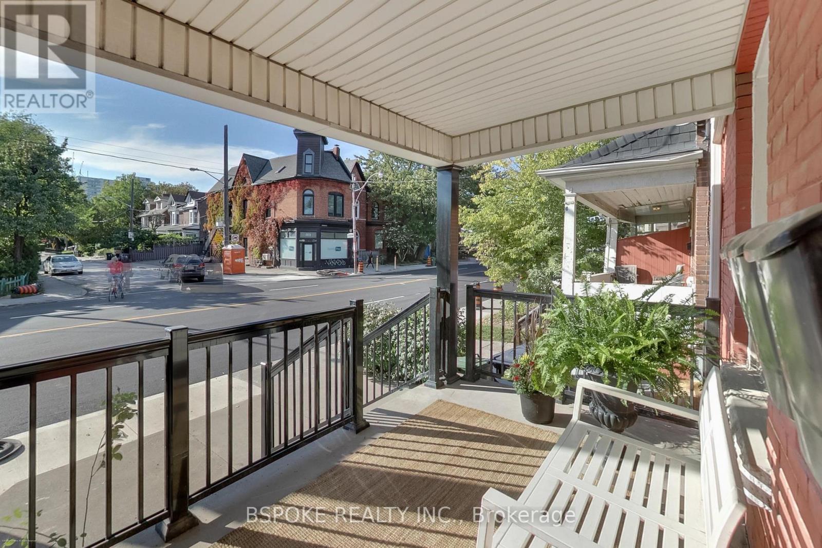 641 Ossington Avenue, Toronto, Ontario  M6G 3T6 - Photo 4 - C12449762