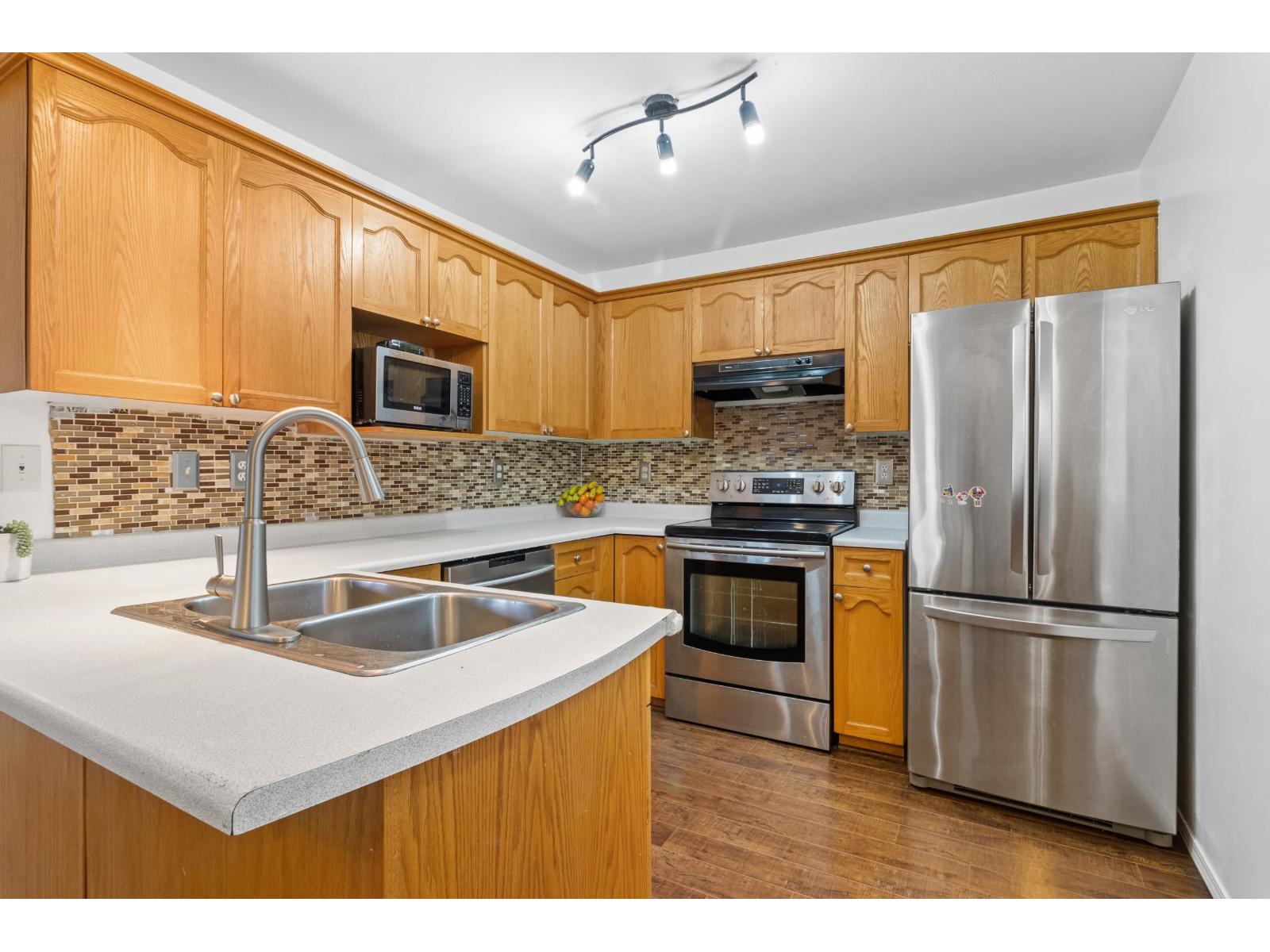 25 5915 Vedder Road, Garrison Crossing, Chilliwack, British Columbia  V2R 1C3 - Photo 4 - R3055887