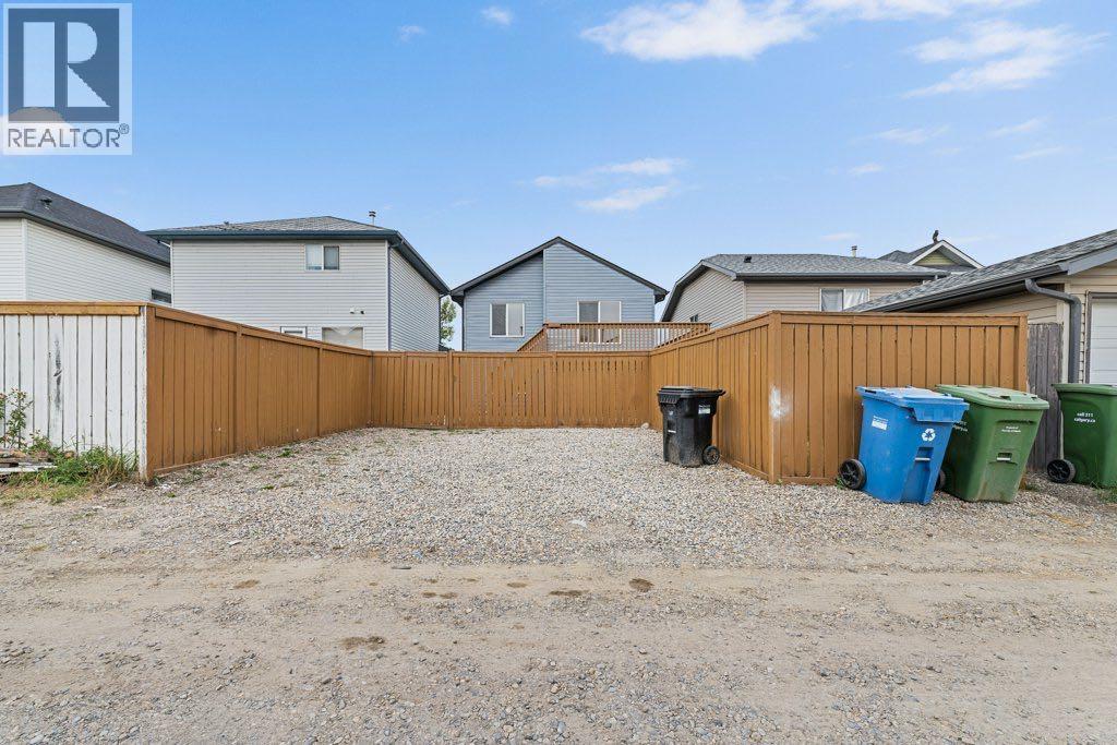 74 Anaheim Circle Ne, Calgary, Alberta  T1Y 7E1 - Photo 31 - A2259038