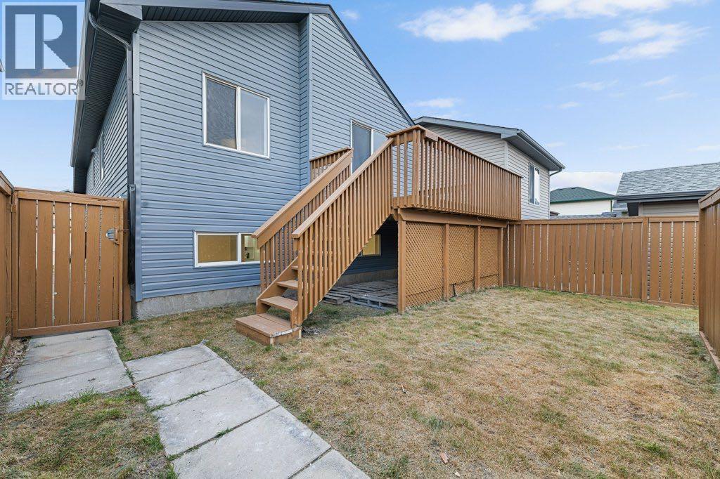 74 Anaheim Circle Ne, Calgary, Alberta  T1Y 7E1 - Photo 29 - A2259038