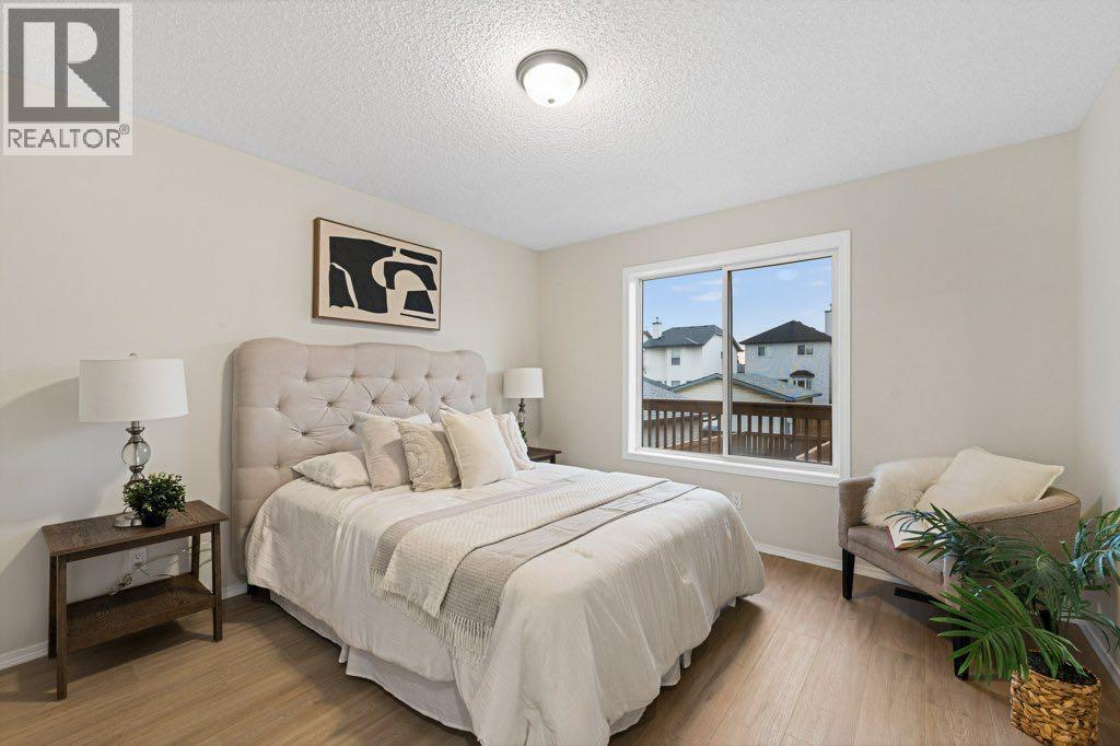 74 Anaheim Circle Ne, Calgary, Alberta  T1Y 7E1 - Photo 11 - A2259038
