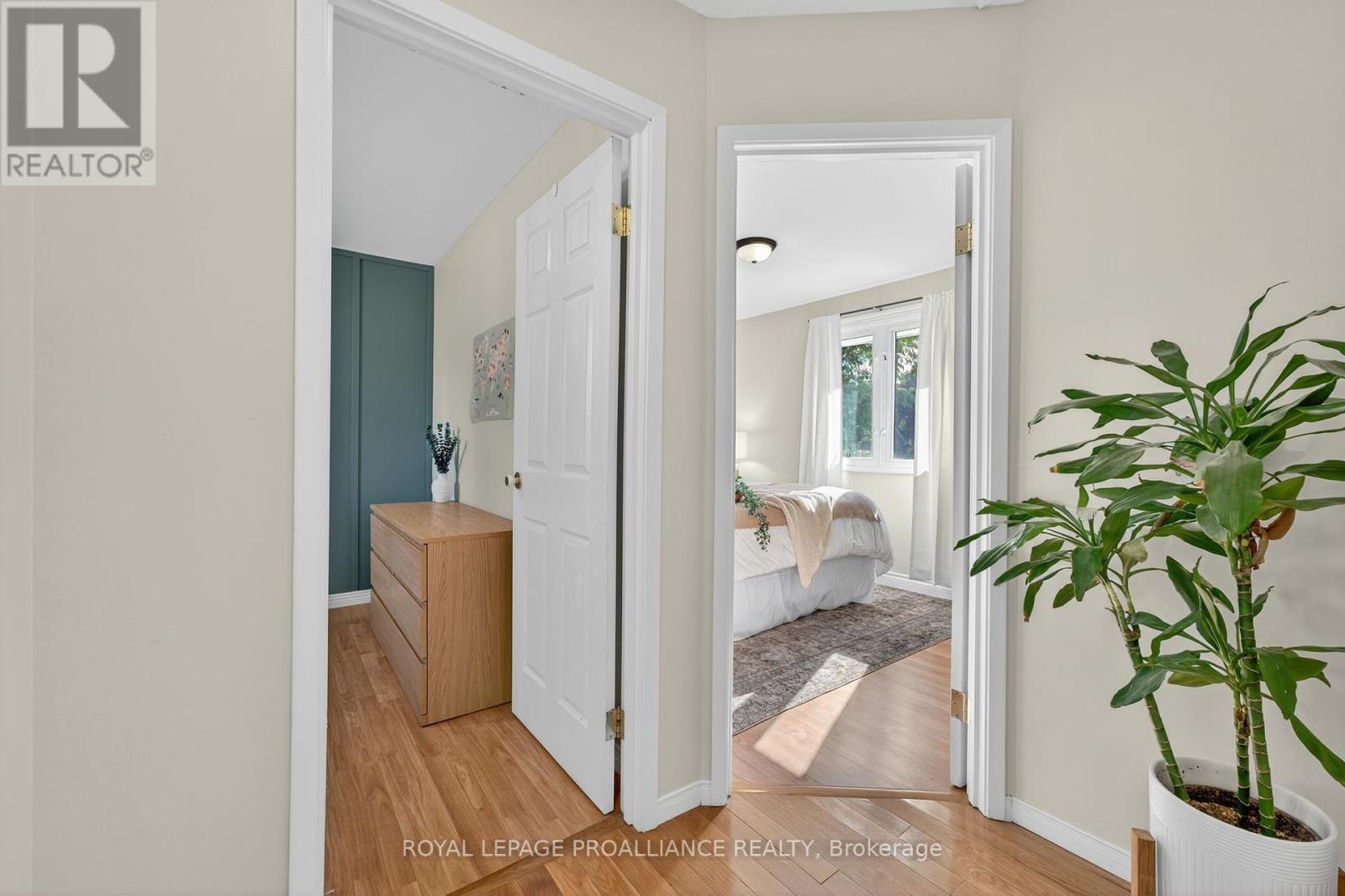 14 Chesterfield Drive, Loyalist, Ontario  K7N 1M2 - Photo 18 - X12449777