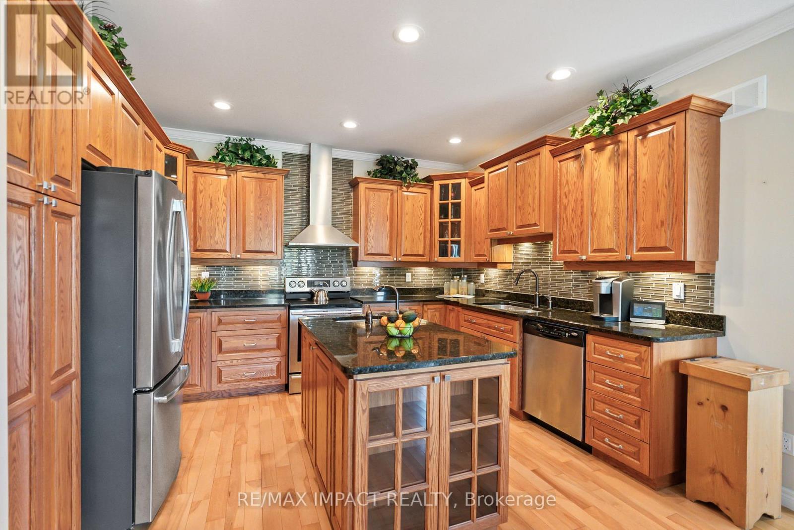 422 7a Highway, Cavan Monaghan, Ontario  L0A 1C0 - Photo 15 - X12449798