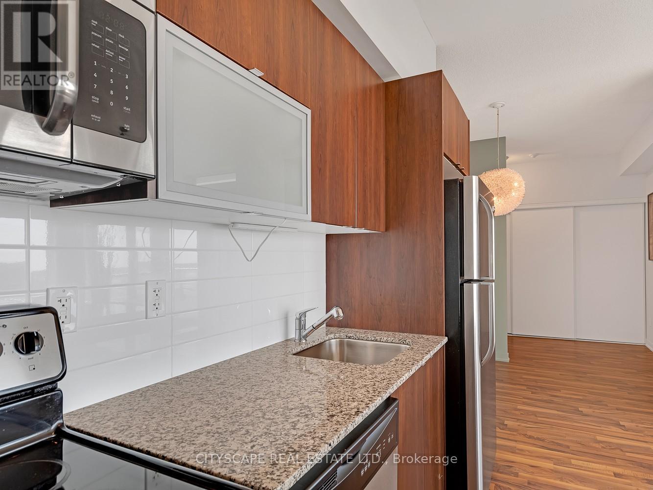 908 - 55 East Liberty Street, Toronto, Ontario  M6K 3P9 - Photo 3 - C12438075