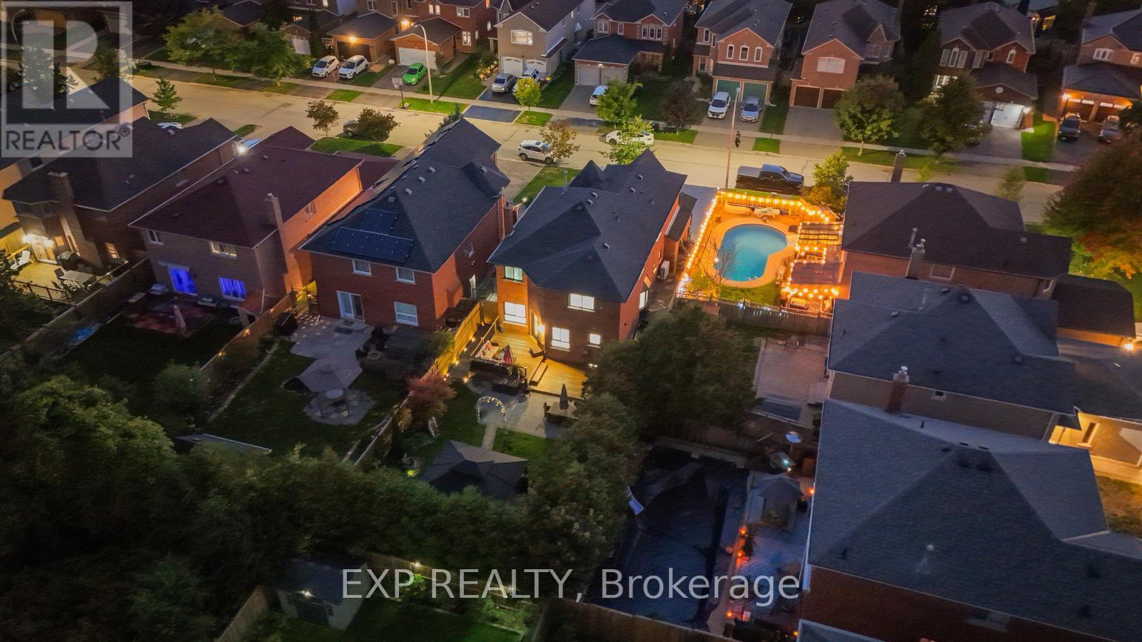 33 Hartrick Place, Whitby, Ontario  L1R 2C2 - Photo 47 - E12449594