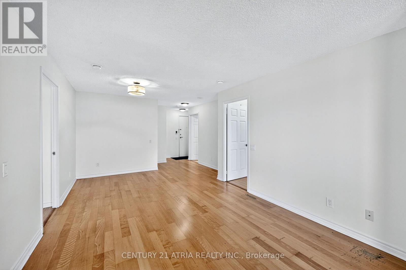 716 - 8 Mondeo Drive, Toronto, Ontario  M1P 5C7 - Photo 13 - E12449604