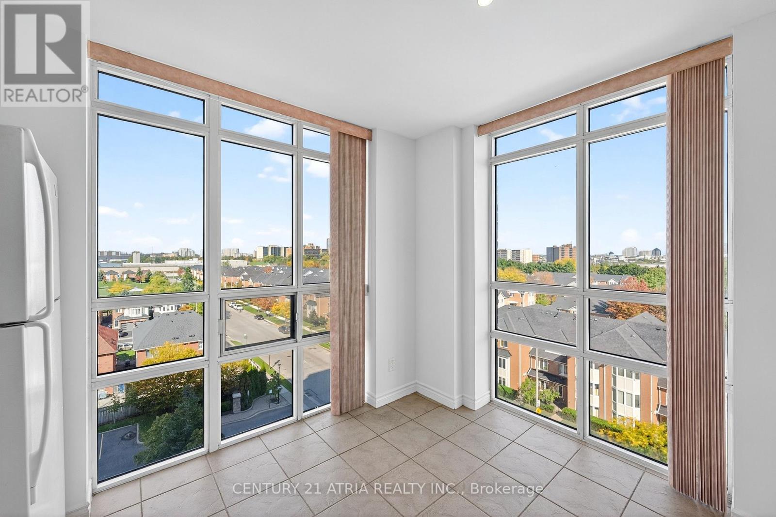 716 - 8 Mondeo Drive, Toronto, Ontario  M1P 5C7 - Photo 17 - E12449604