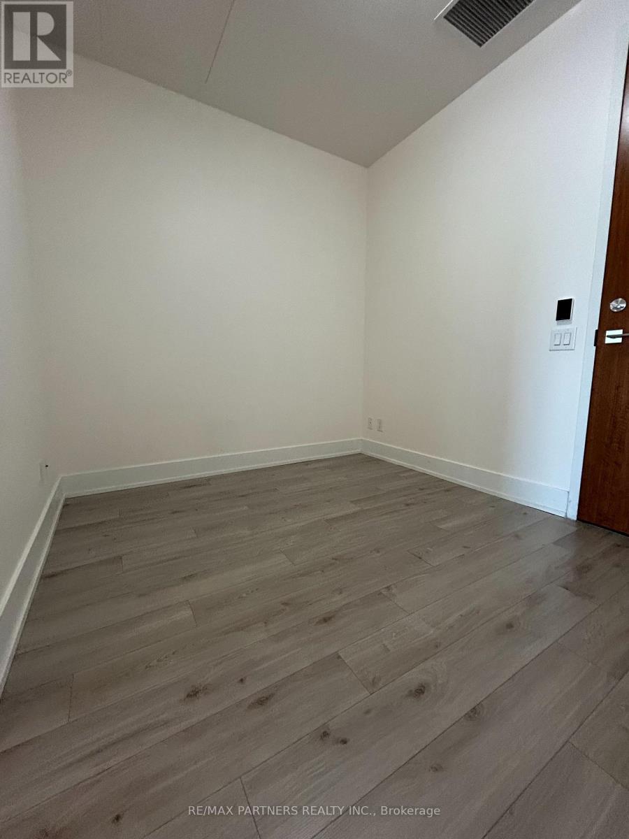 1701 - 111 St Clair Avenue W, Toronto, Ontario  M4V 1N5 - Photo 6 - C12447321