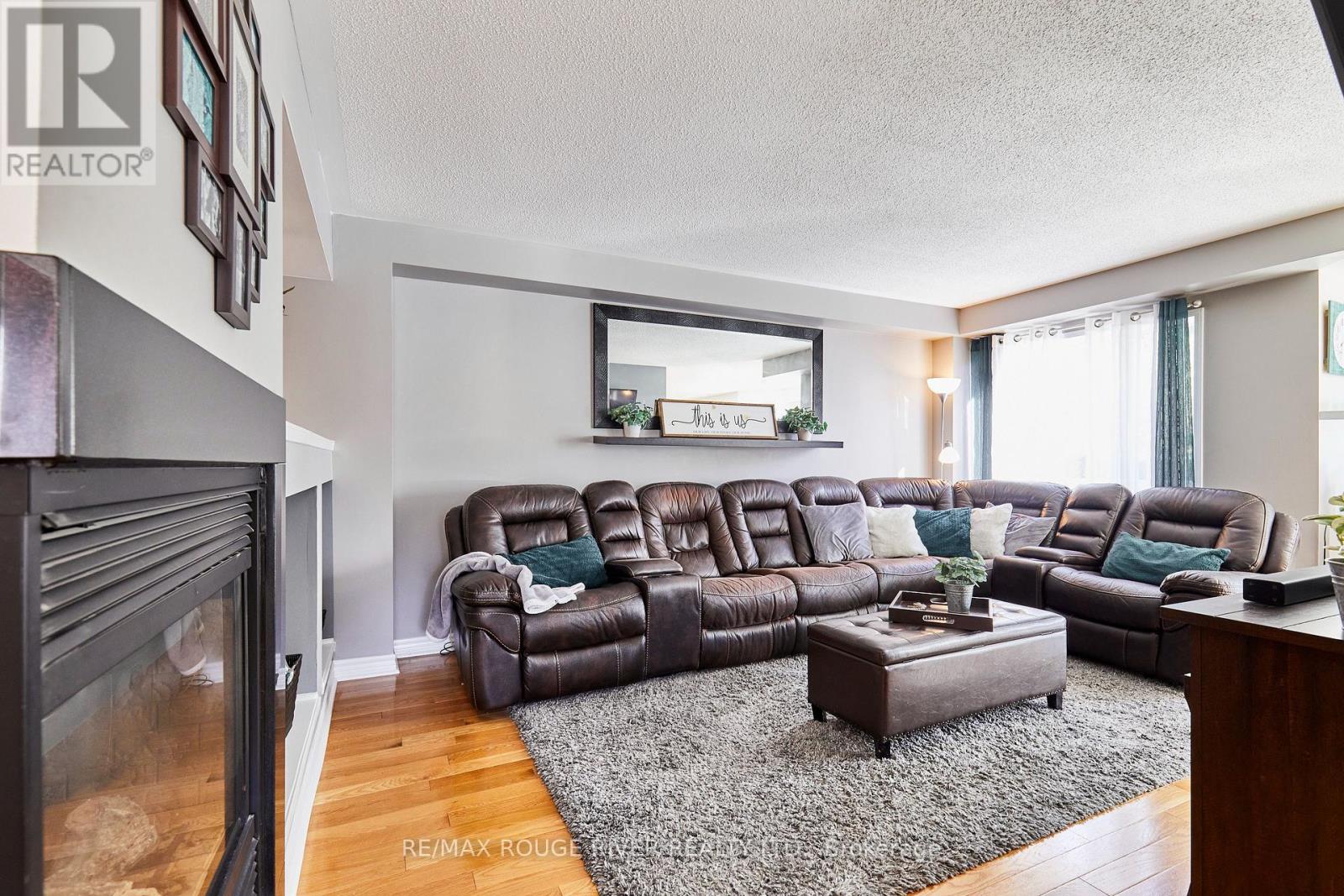 25 Constance Drive, Whitby, Ontario  L1P 1M9 - Photo 14 - E12449629