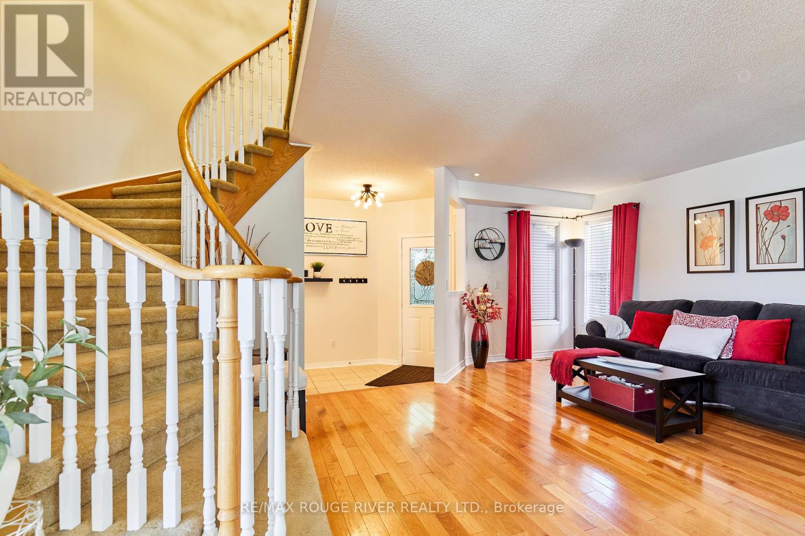 25 Constance Drive, Whitby, Ontario  L1P 1M9 - Photo 4 - E12449629